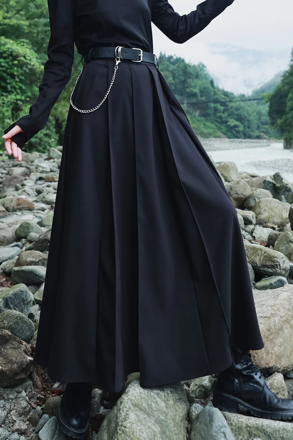 Zana Elegant Mid Length Skirt With Belt!