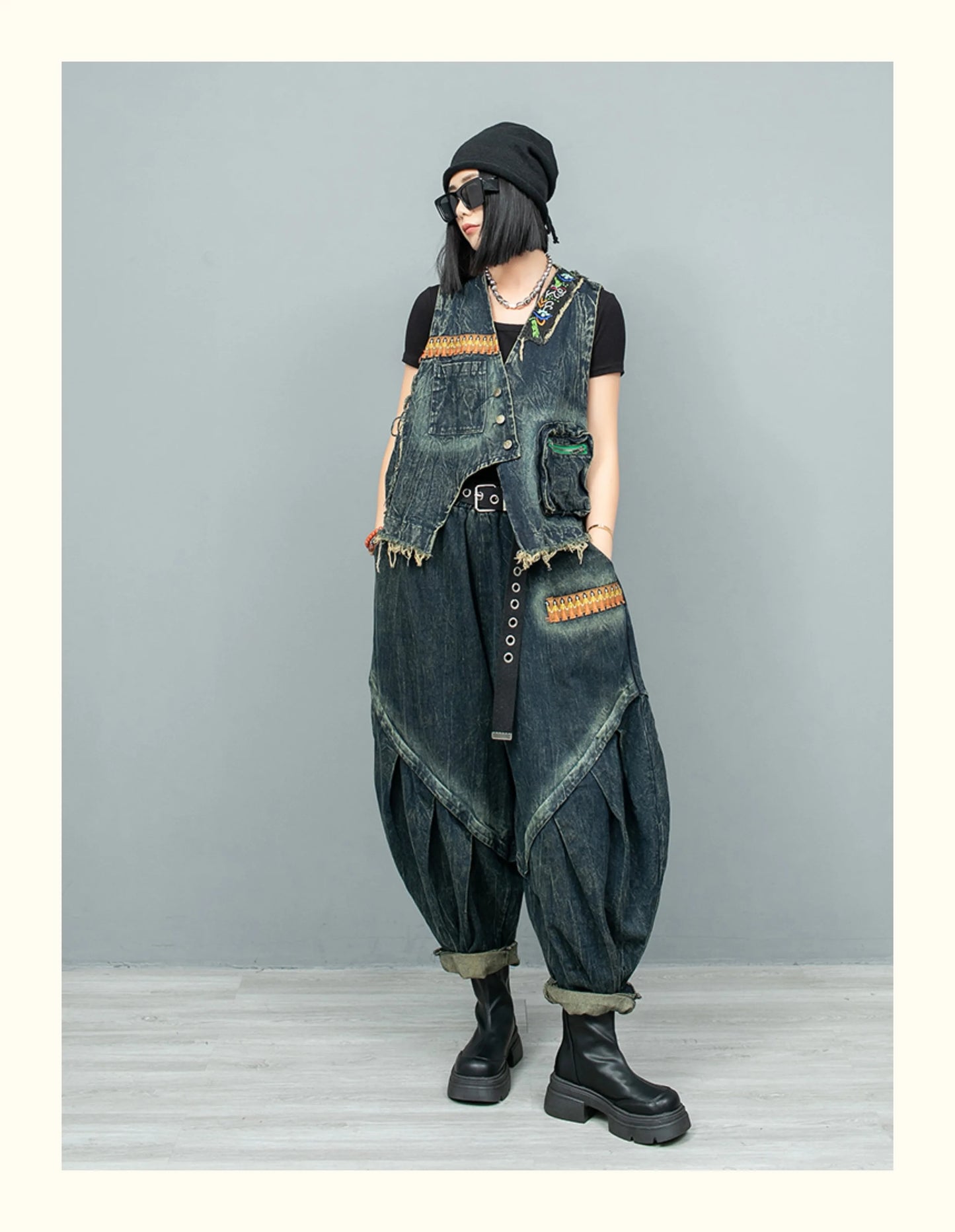 Blue Moon Fashion New Retro Ethnic Style Embroidery Denim Two-piece Set