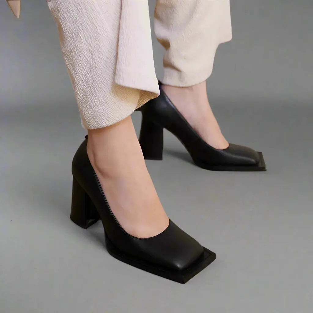 Rolla Pumps Blue Moon Fashion House
